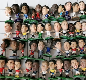 Poupée Star de Football Originale est un Modèle Fait à la Main Multi-Style c'est un Jouet Créatif pour Enfants